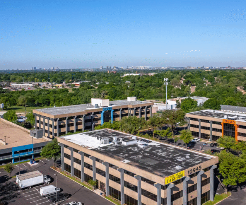 10925-10945 Estate Lane